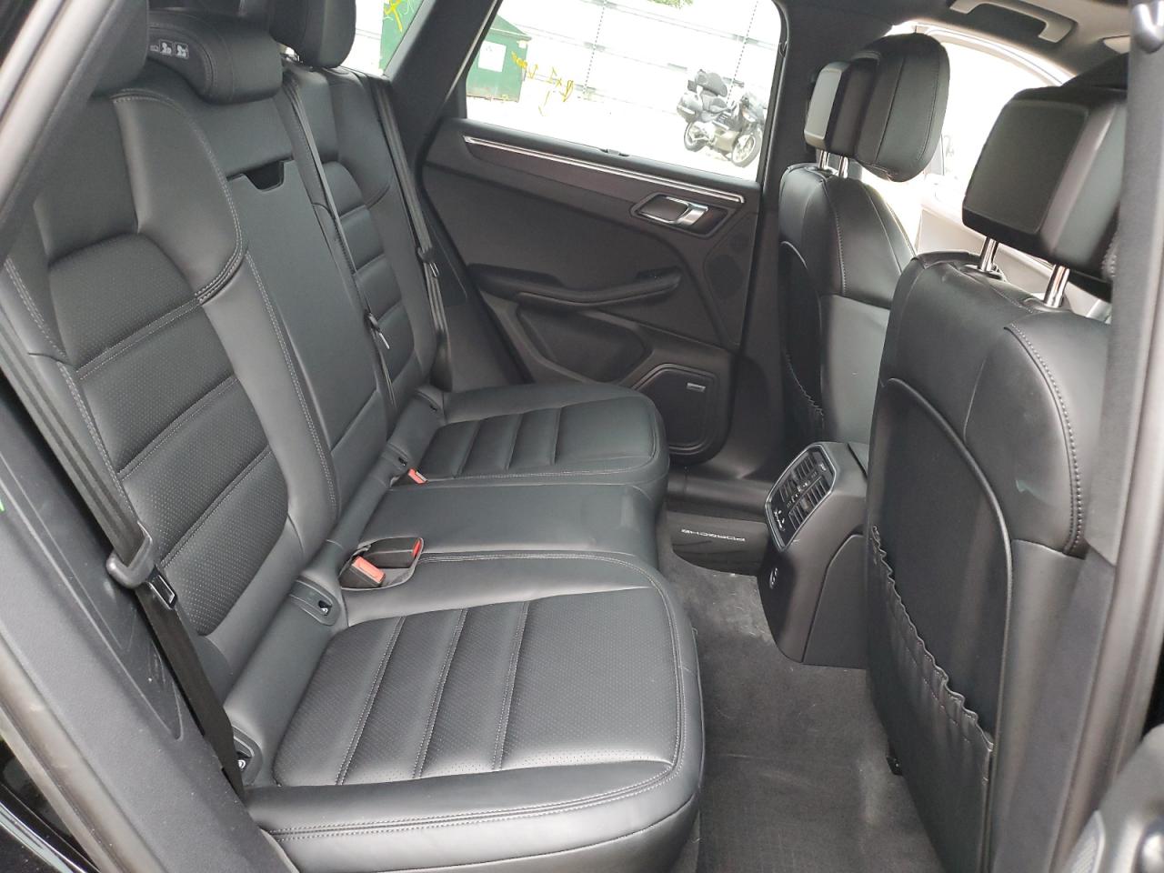 WP1AF2A50RLB55604 2024 Porsche Macan Gts