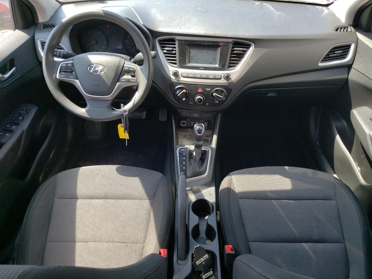 3KPC24A37KE076932 2019 Hyundai Accent Se