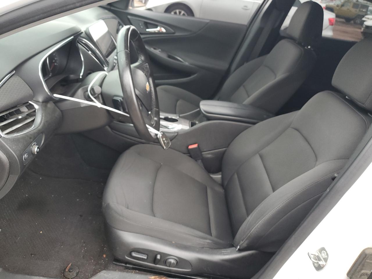 1G1ZE5ST2HF137780 2017 Chevrolet Malibu Lt