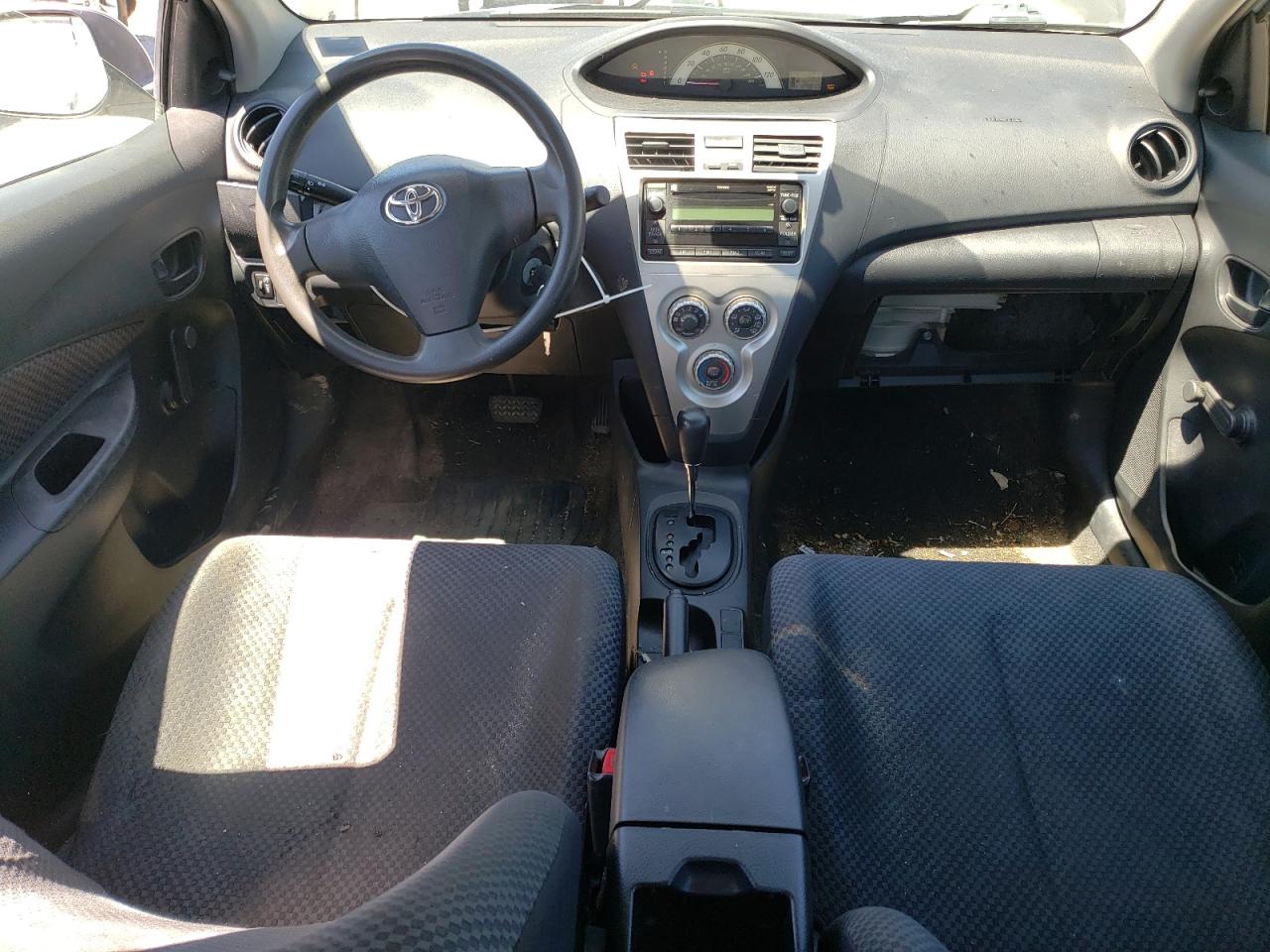 JTDBT923571082176 2007 Toyota Yaris