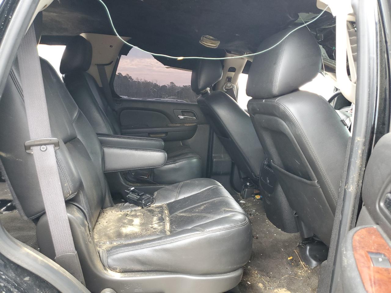 1GNSKBE01CR322337 2012 Chevrolet Tahoe K1500 Lt