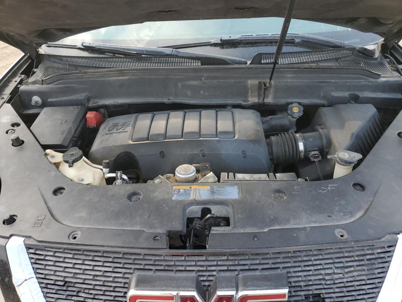 1GKKVSEDXBJ124750 2011 GMC Acadia Slt-2