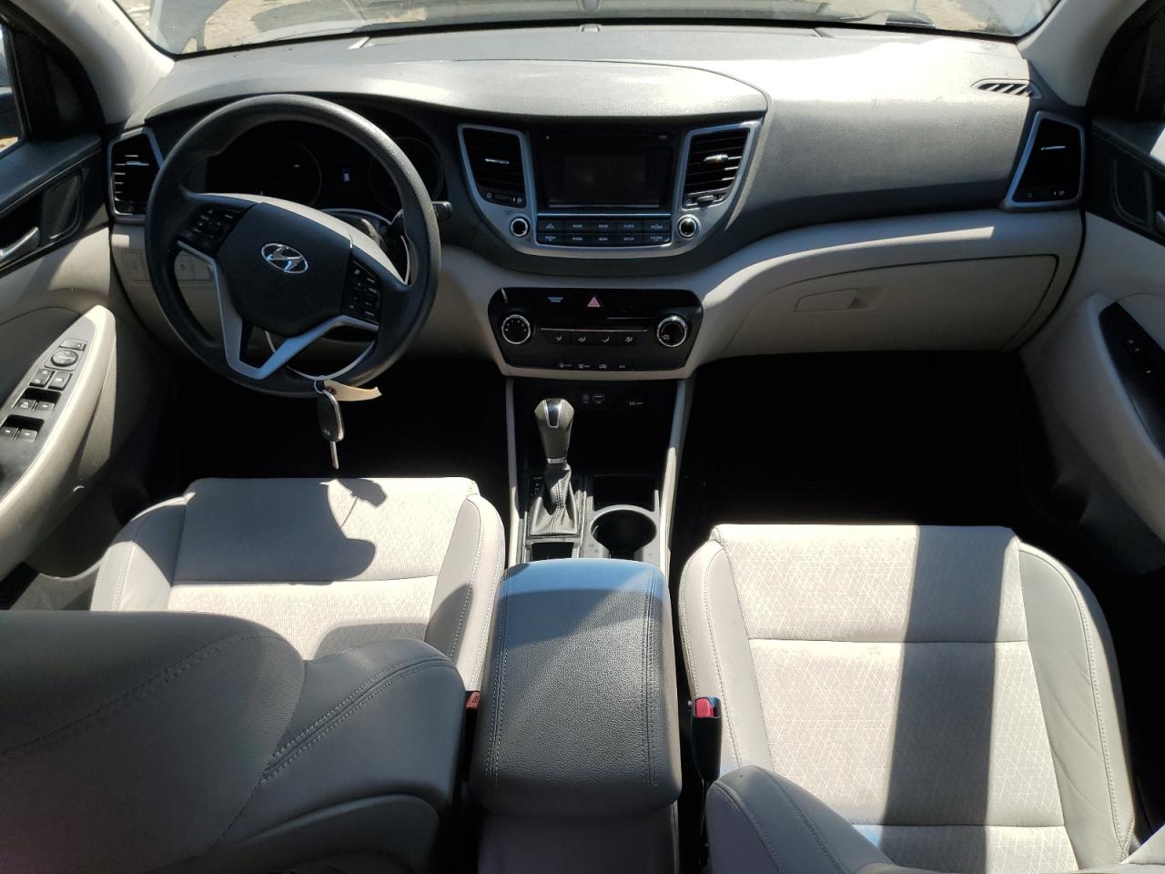 KM8J23A48JU808118 2018 Hyundai Tucson Se