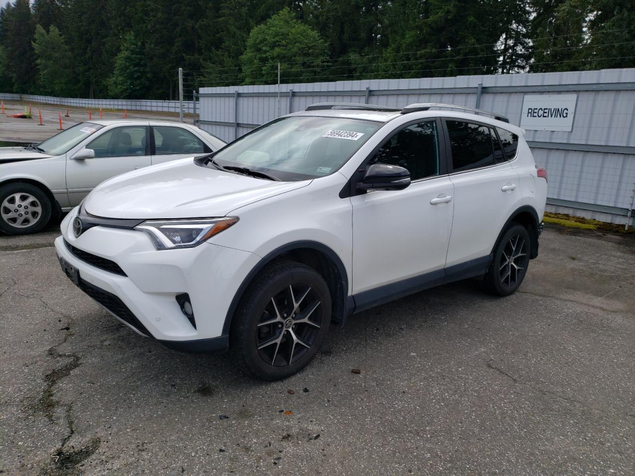 2T3JFREV4HW599651 2017 Toyota Rav4 Se