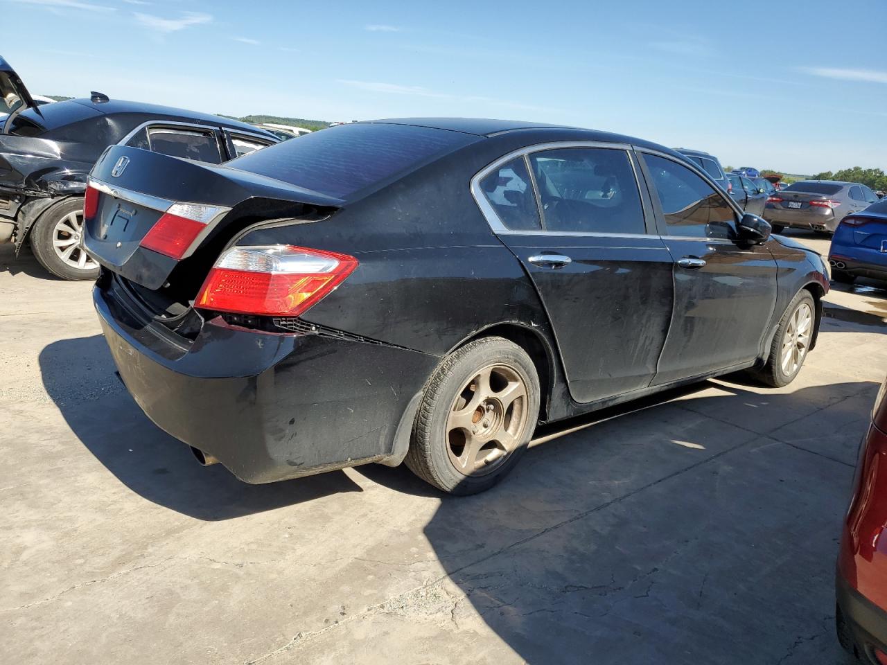 1HGCR2F75FA025774 2015 Honda Accord Ex