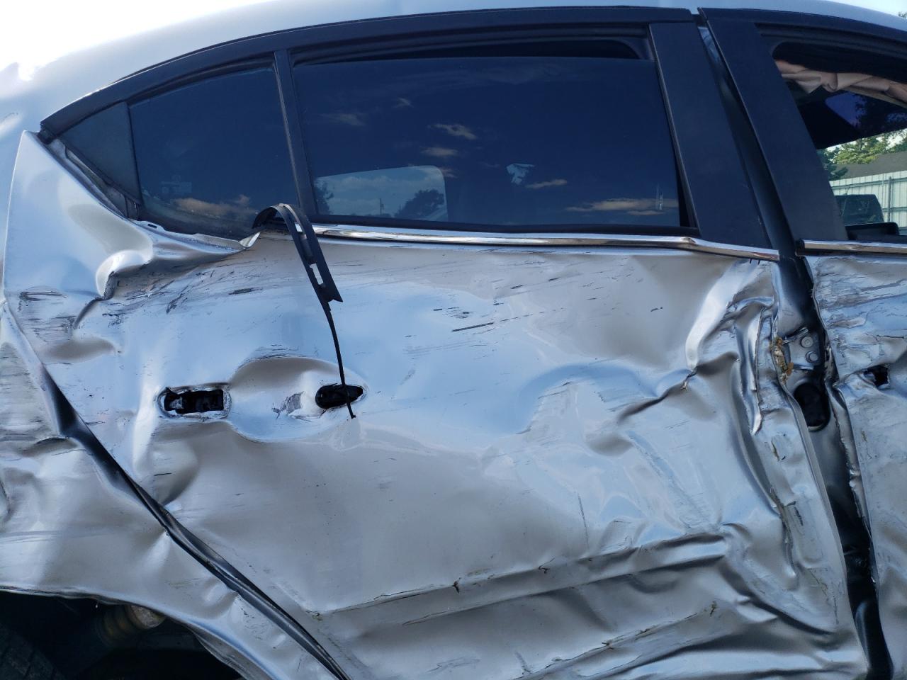 3MZBN1V37JM206995 2018 Mazda 3 Touring