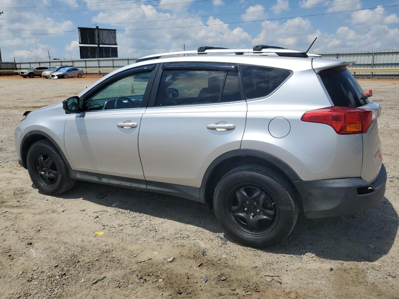 2015 Toyota Rav4 Le vin: 2T3BFREV4FW239085