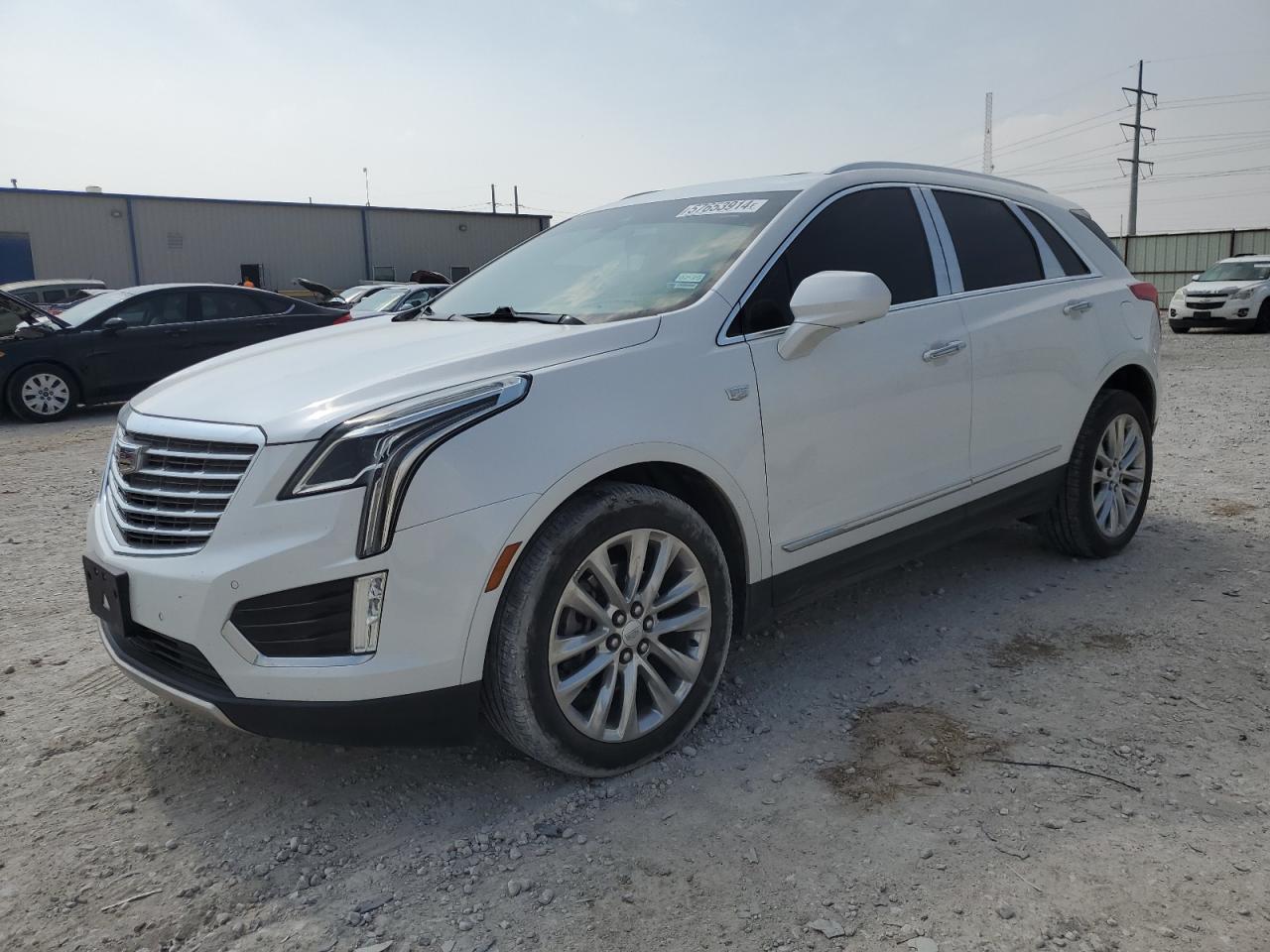 1GYKNFRS0HZ116821 2017 Cadillac Xt5 Platinum