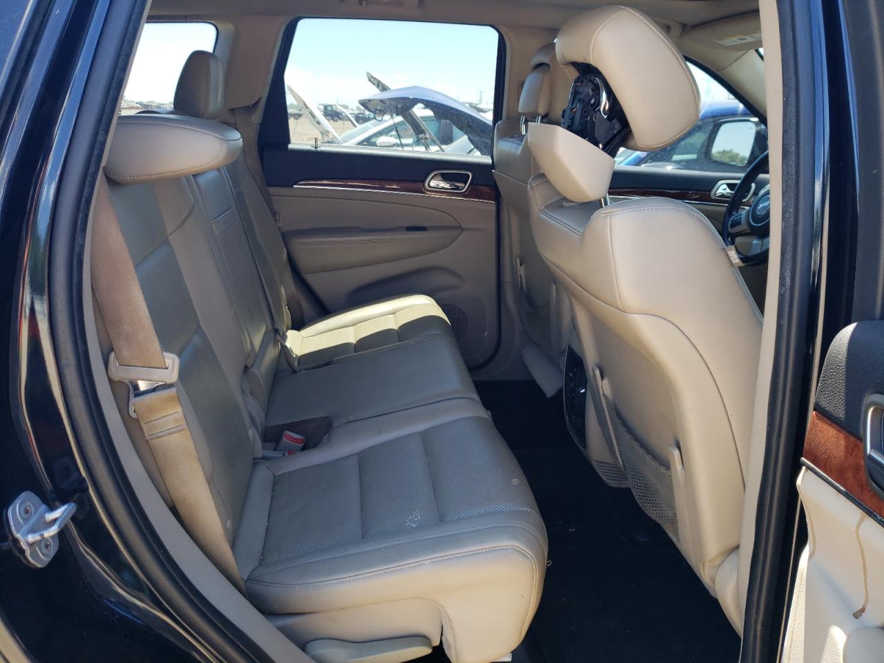 1J4RR5GT1BC501095 2011 Jeep Grand Cherokee Limited