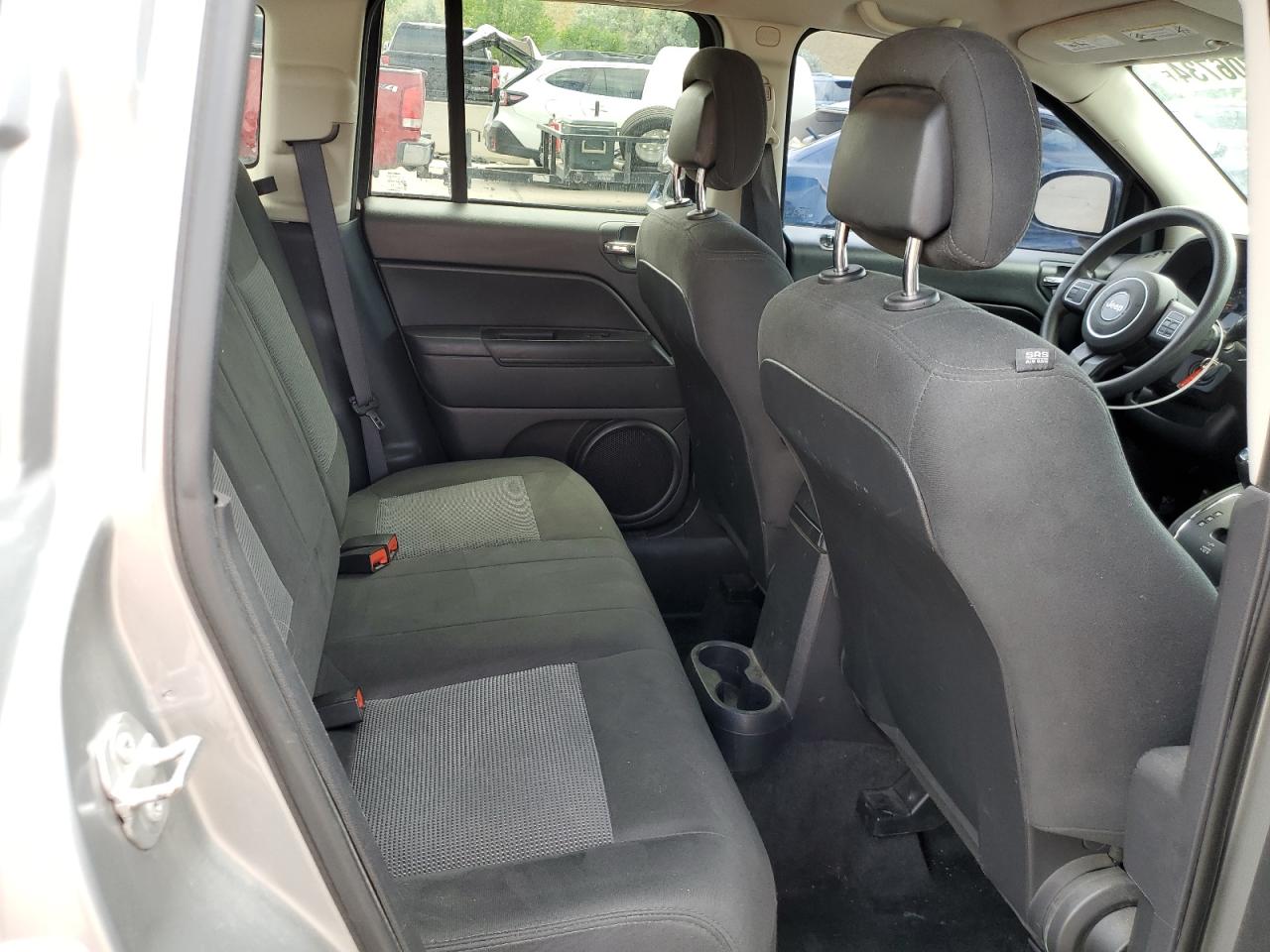 1C4NJDBB7GD631467 2016 Jeep Compass Sport