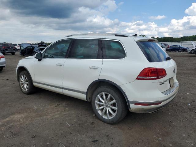 2016 Volkswagen Touareg Sport VIN: WVGEF9BP3GD013052 Lot: 57380004