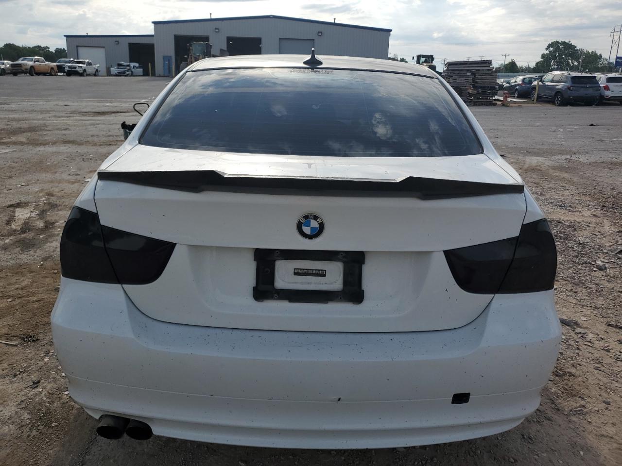 WBAPK5G50BNN27935 2011 BMW 328 Xi Sulev