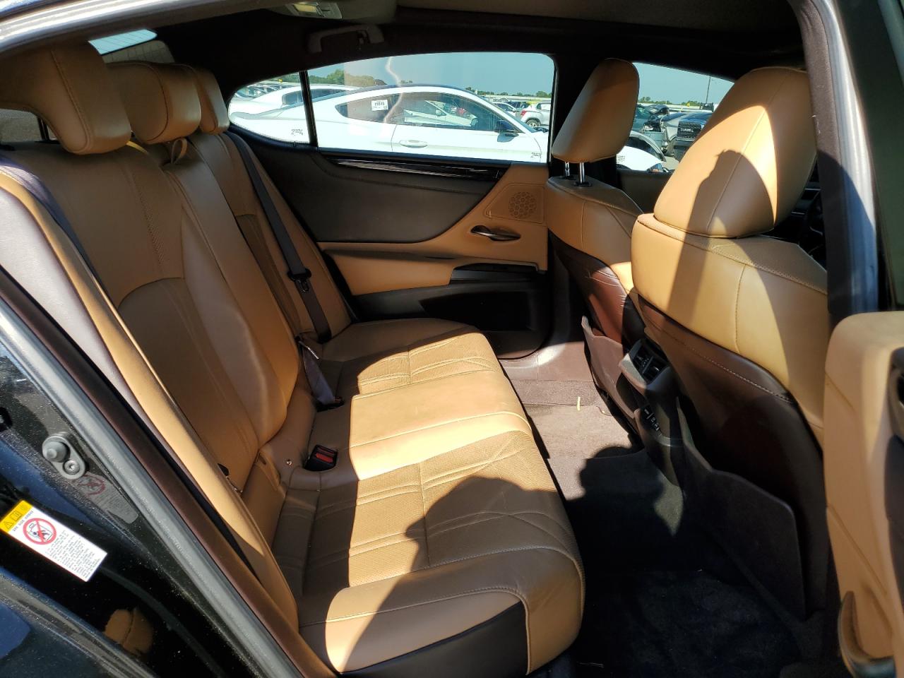 58ABZ1B18KU010057 2019 Lexus Es 350