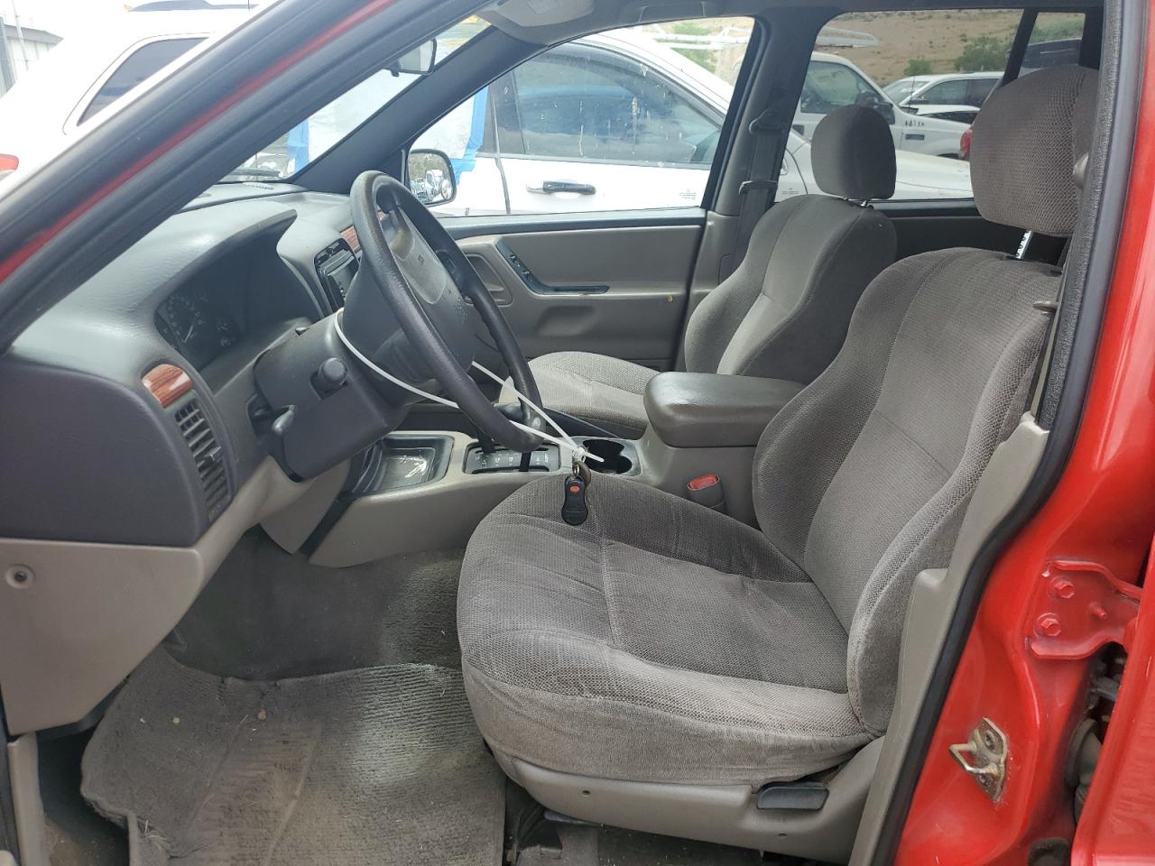 1J4GW58S8XC794037 1999 Jeep Grand Cherokee Laredo