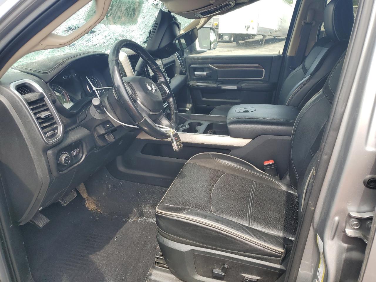 3C63RRJL2KG582432 2019 Ram 3500 Laramie