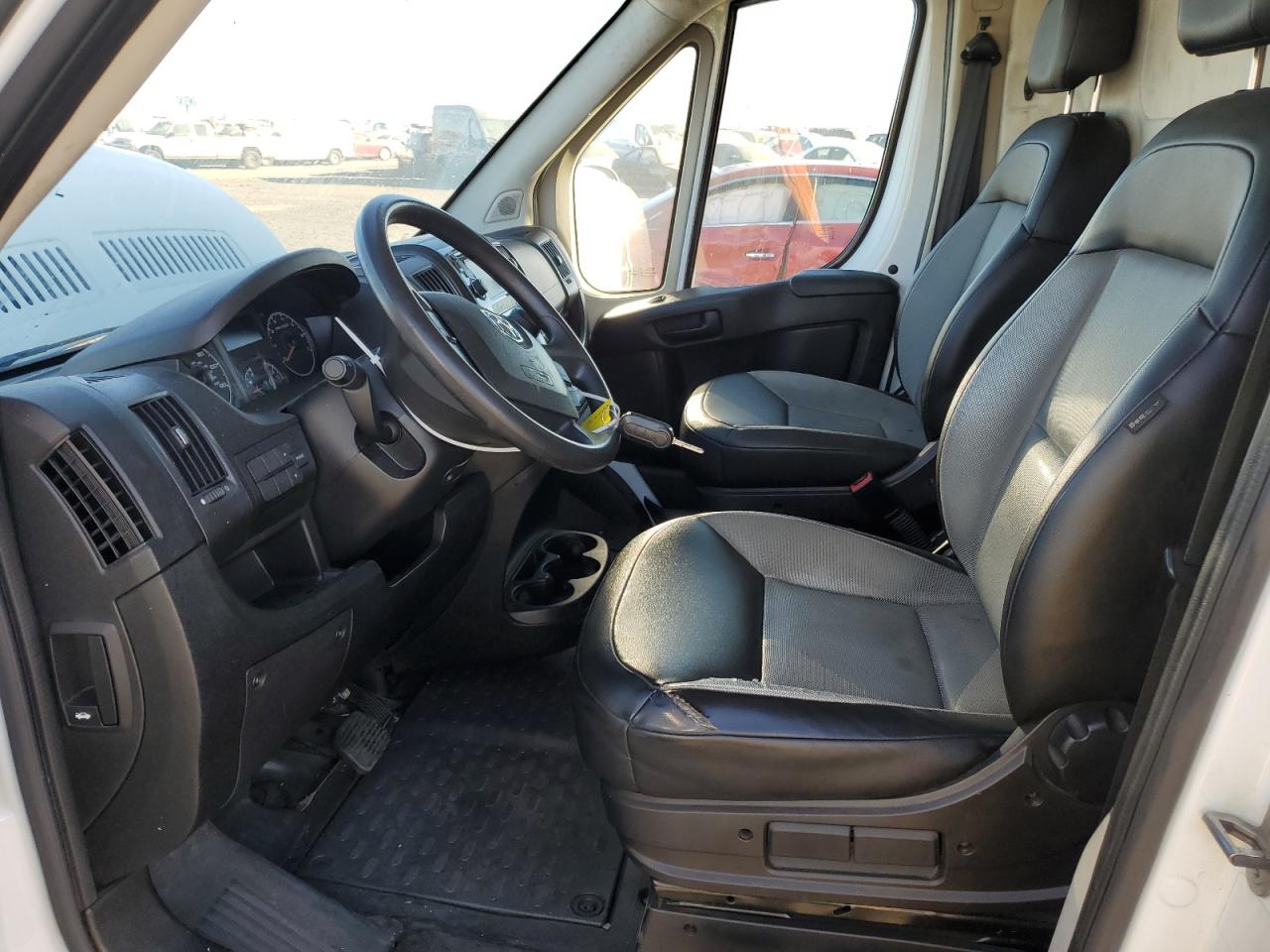 2016 Ram Promaster 1500 1500 Standard vin: 3C6TRVAG4GE136930