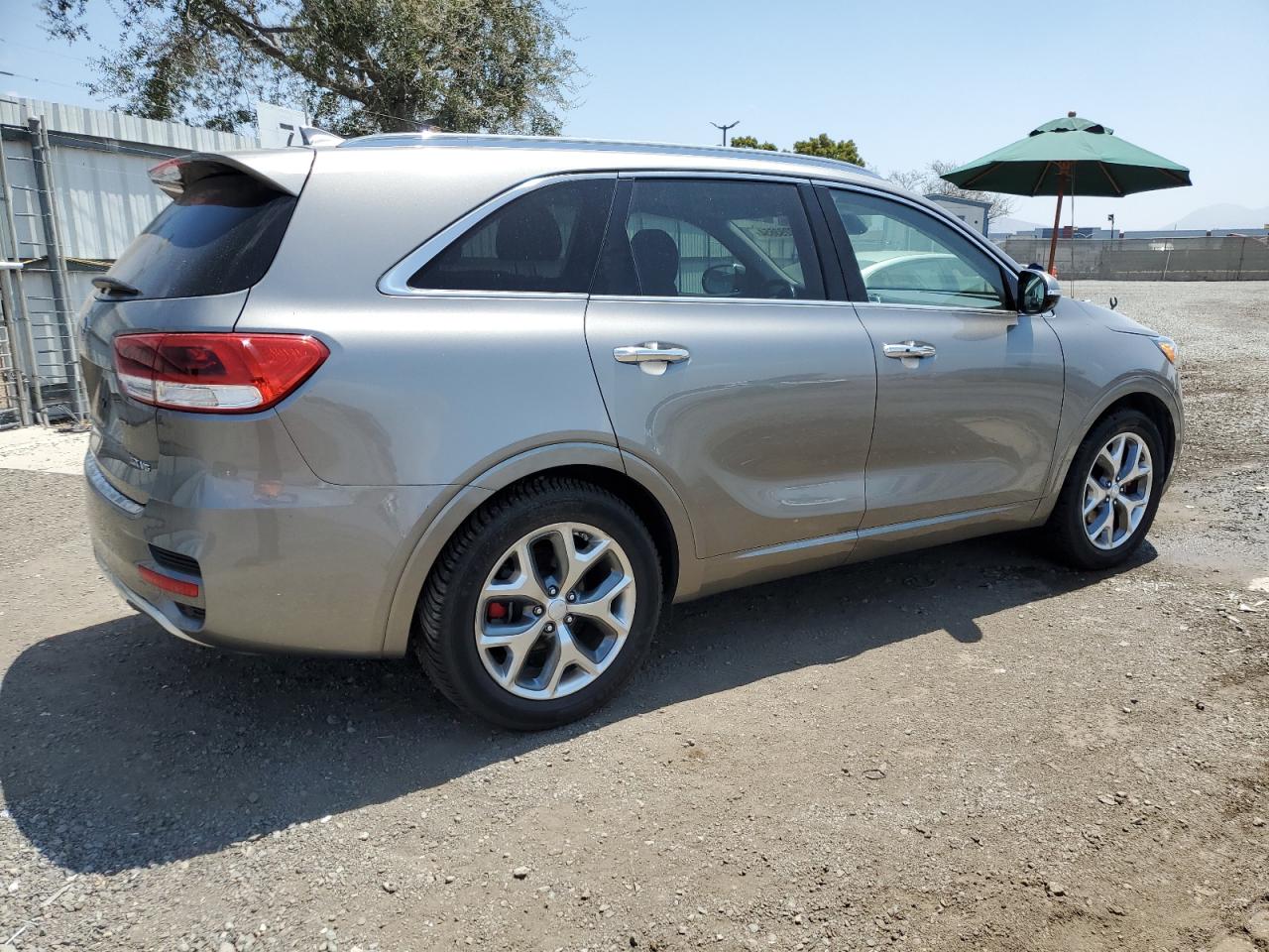 5XYPK4A54HG297631 2017 Kia Sorento Sx