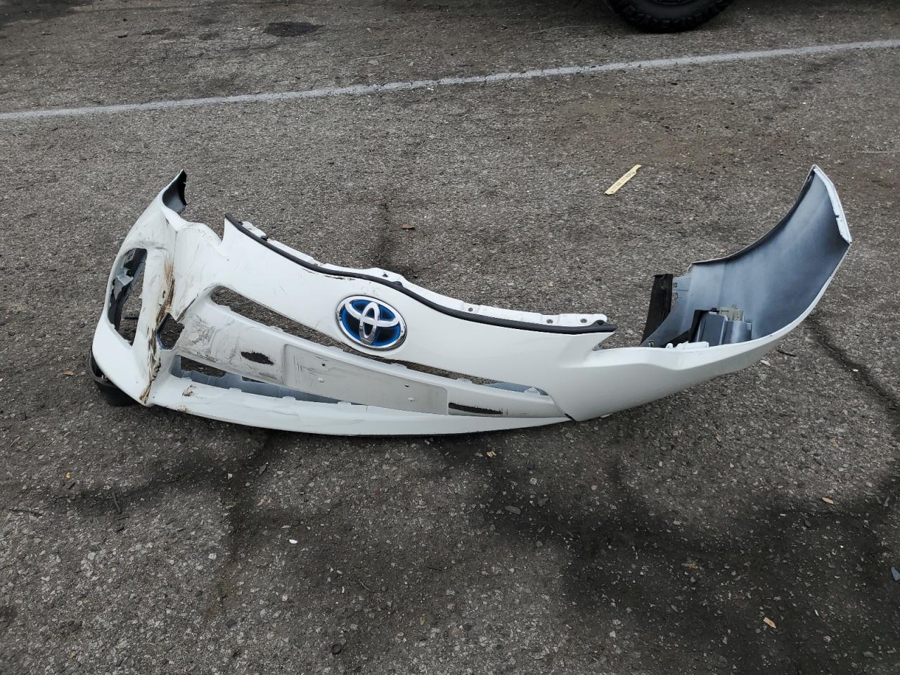 JTDKDTB33E1571246 2014 Toyota Prius C