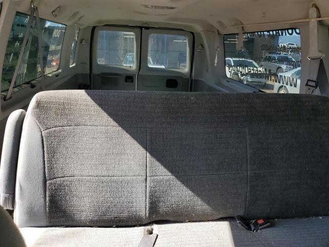 2004 Ford Econoline E350 Super Duty Wagon VIN: 1FBSS31S74HA28779 Lot: 57280844