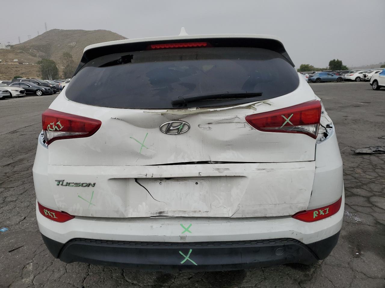 2018 Hyundai Tucson Sel vin: KM8J33A48JU679441