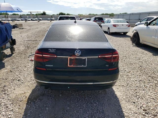 2017 VOLKSWAGEN PASSAT R-L - 1VWDT7A32HC083853
