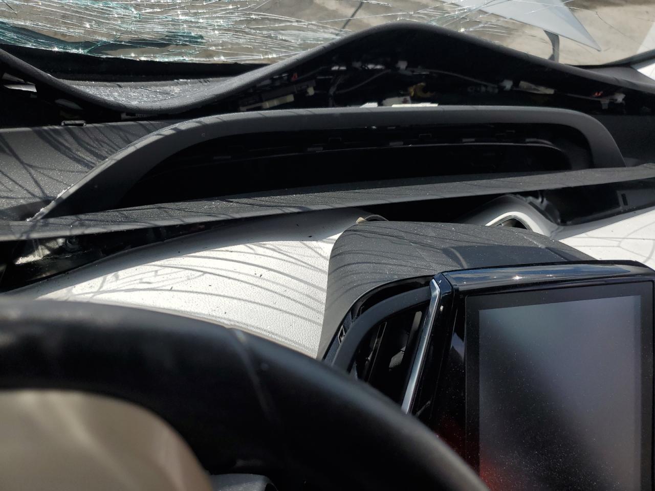 JTDKARFP4H3058184 2017 Toyota Prius Prime