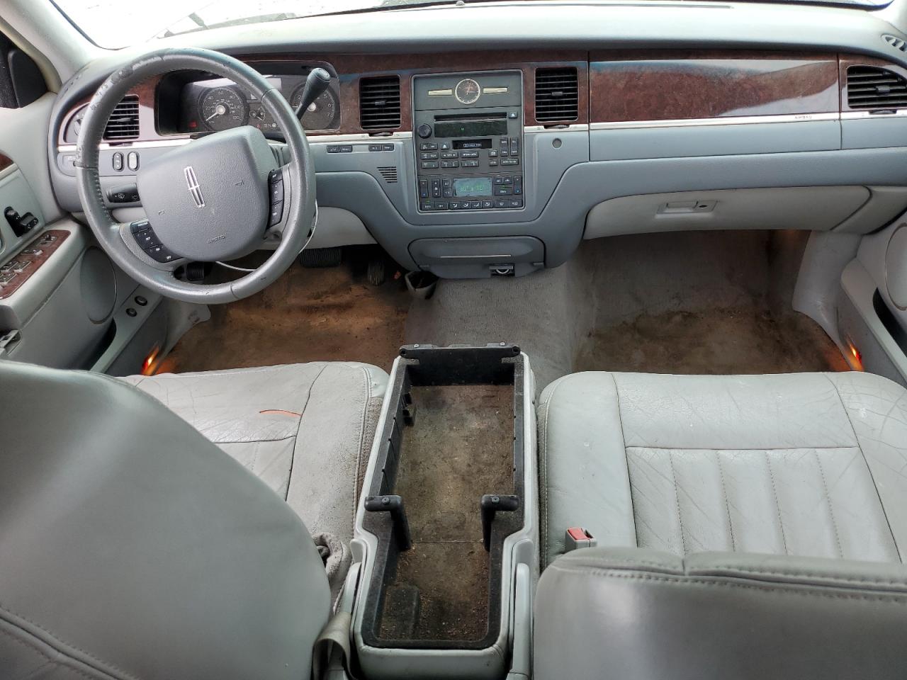 1LNHM81V26Y615185 2006 Lincoln Town Car Signature