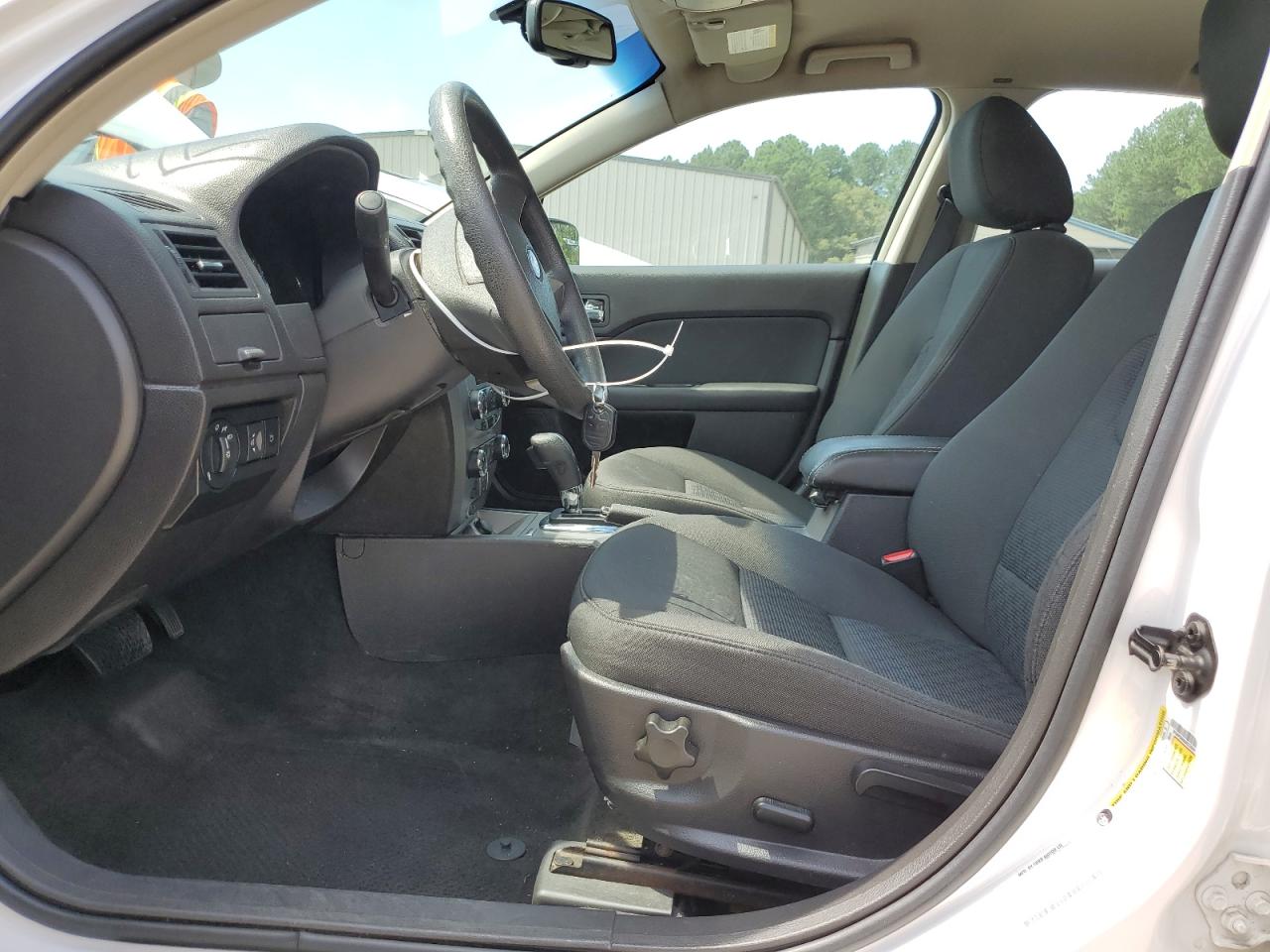 3FAHP0HA9AR335941 2010 Ford Fusion Se