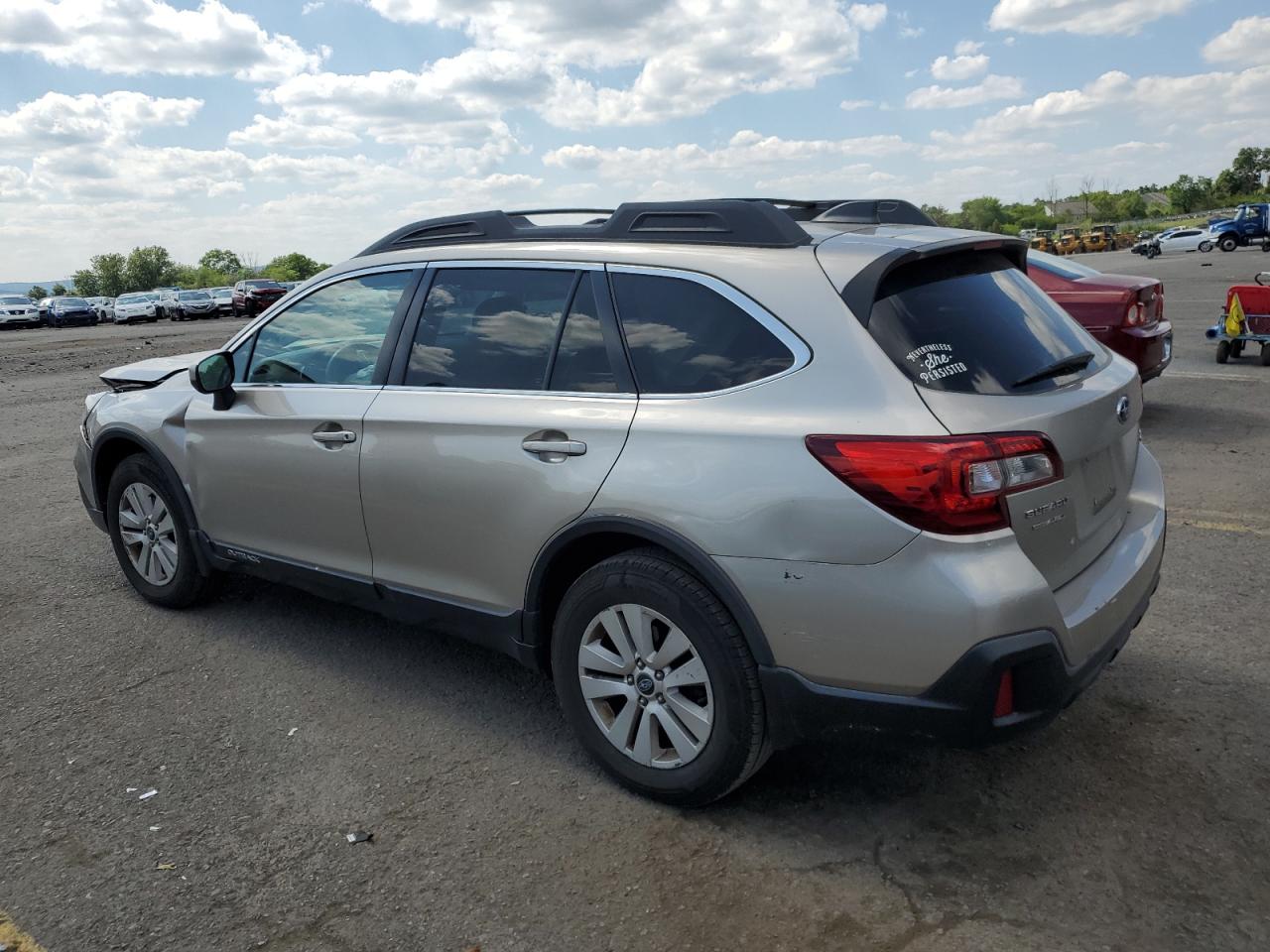 4S4BSADC2J3379172 2018 Subaru Outback 2.5I Premium