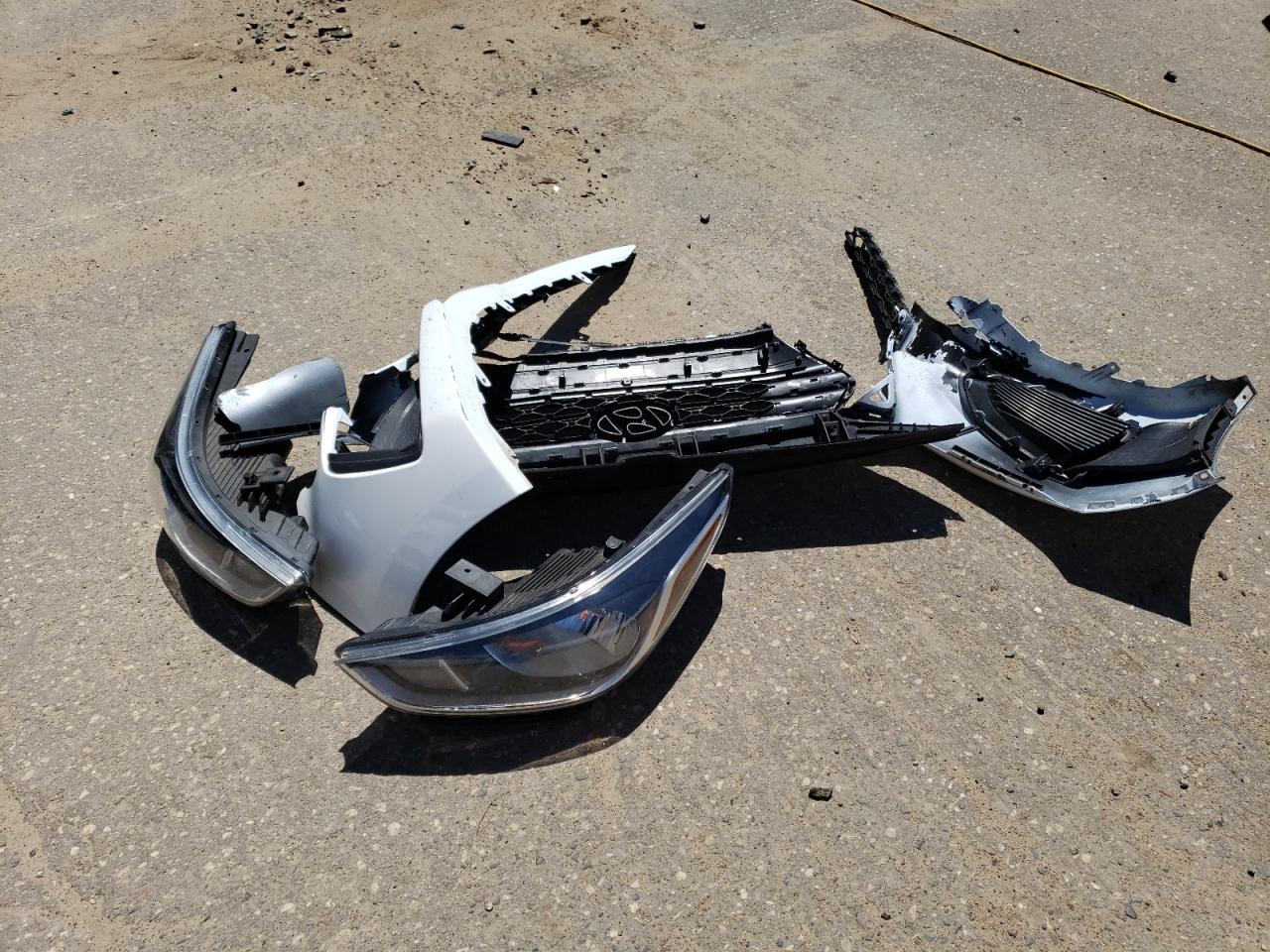 3KPC24A38KE061663 2019 Hyundai Accent Se