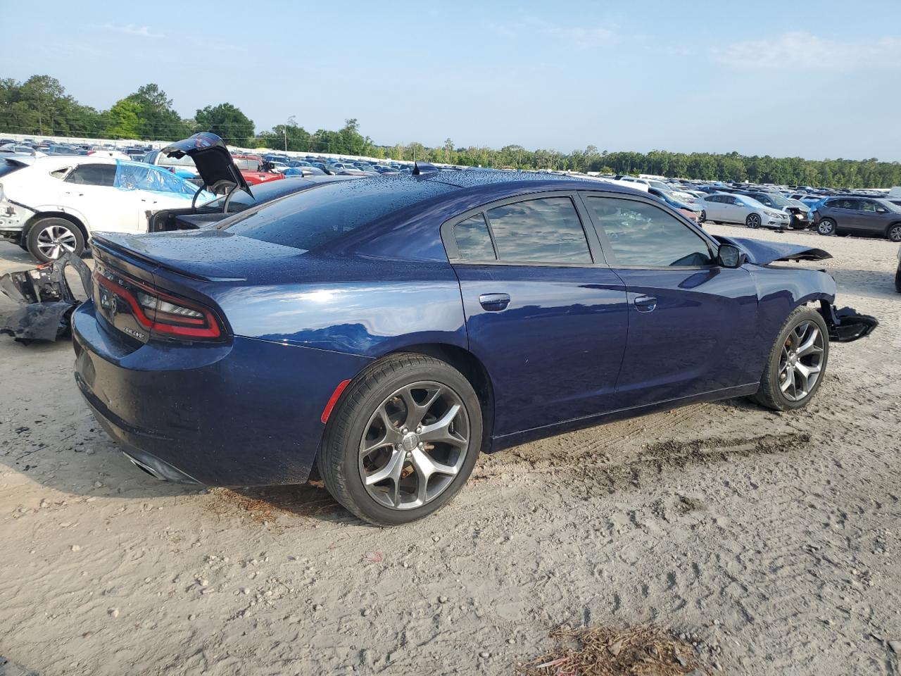 2C3CDXHG6FH817087 2015 Dodge Charger Sxt