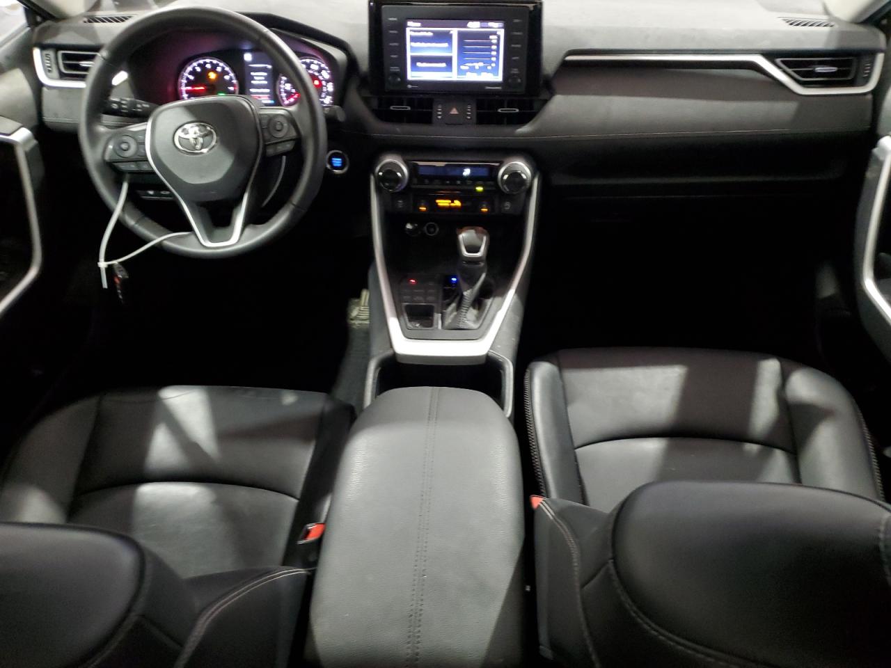 2T3A1RFV0NW287285 2022 Toyota Rav4 Xle Premium