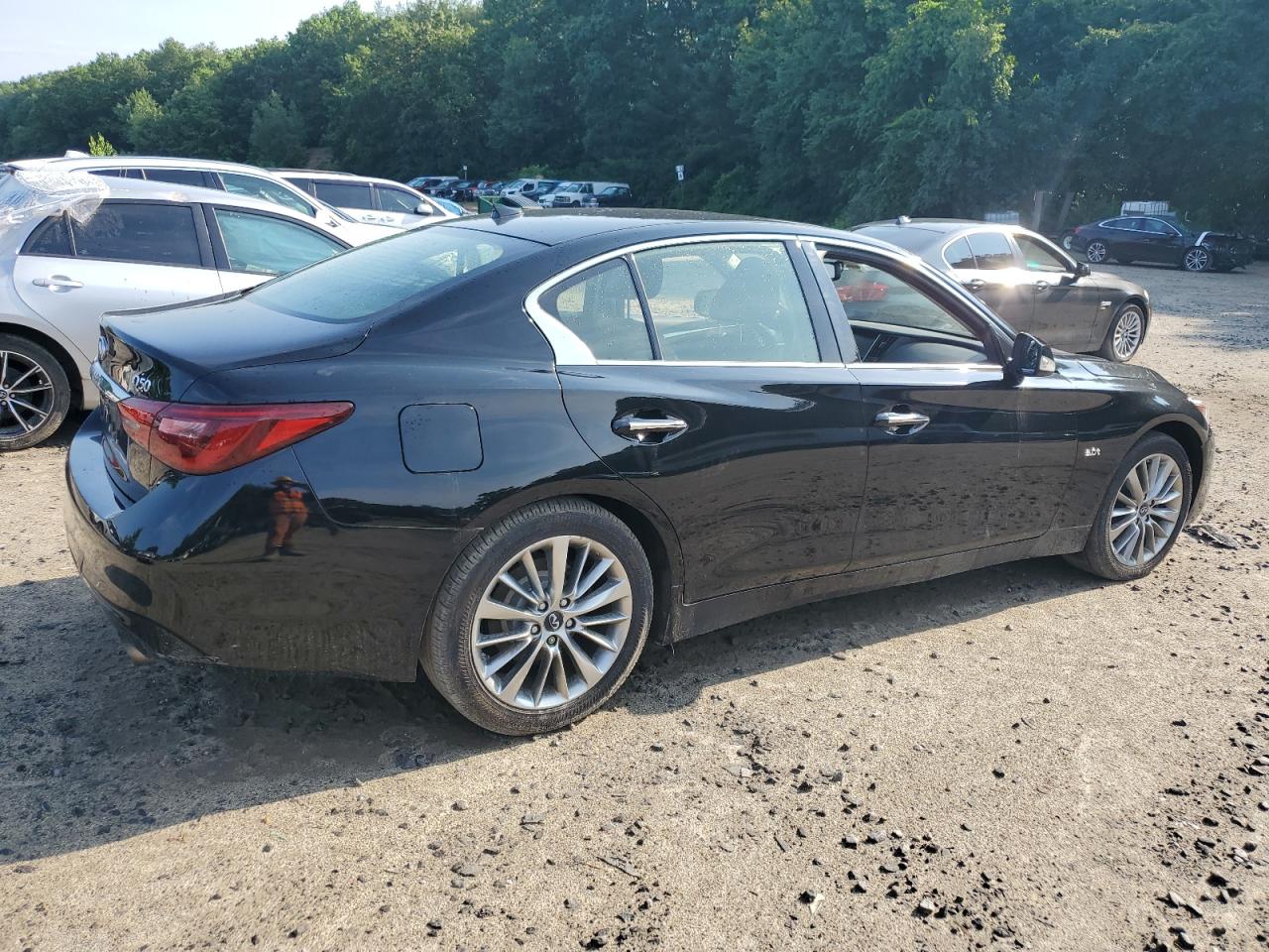 2018 Infiniti Q50 Luxe vin: JN1EV7AR9JM432807