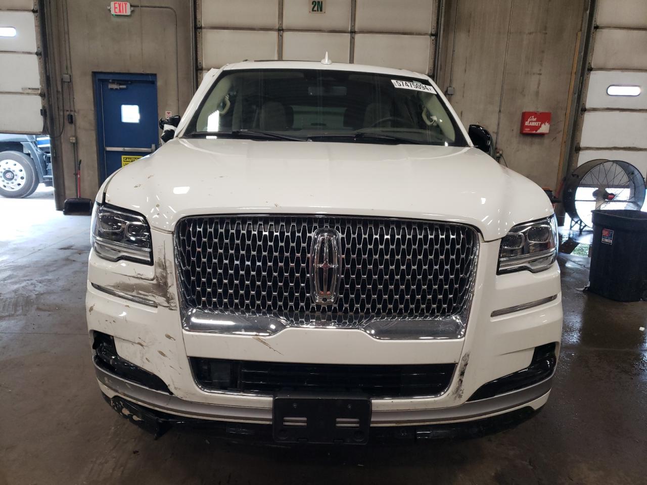 5LMJJ3LT0NEL04151 2022 Lincoln Navigator L Reserve