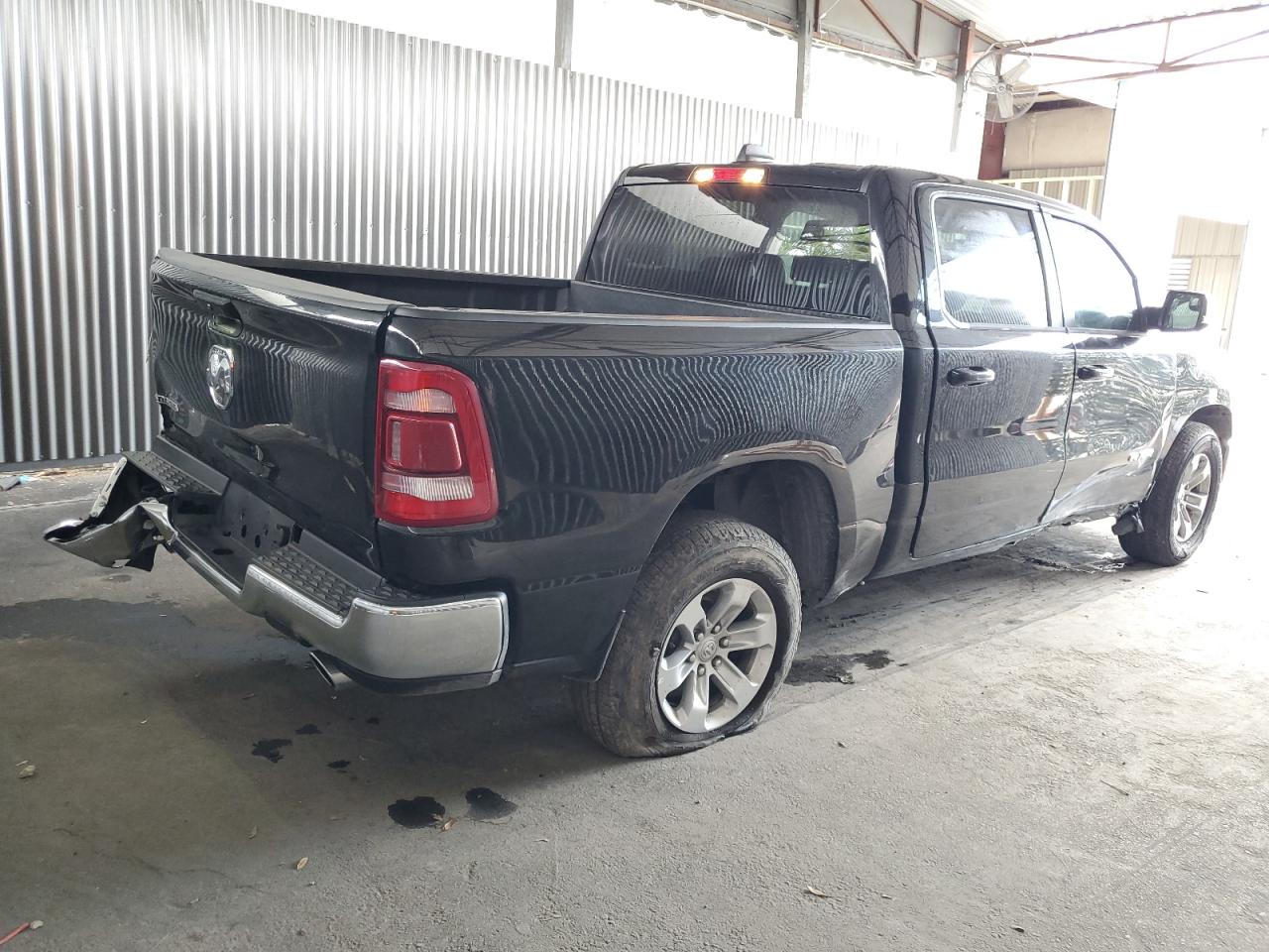 2024 Ram 1500 Laramie vin: 1C6RREJT6RN219488