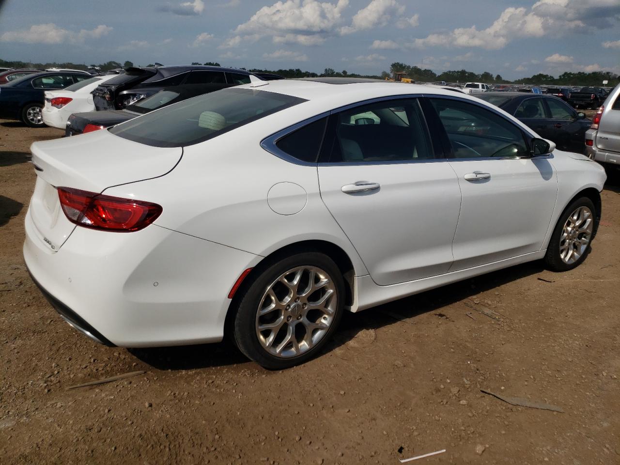 1C3CCCEG3FN648685 2015 Chrysler 200 C