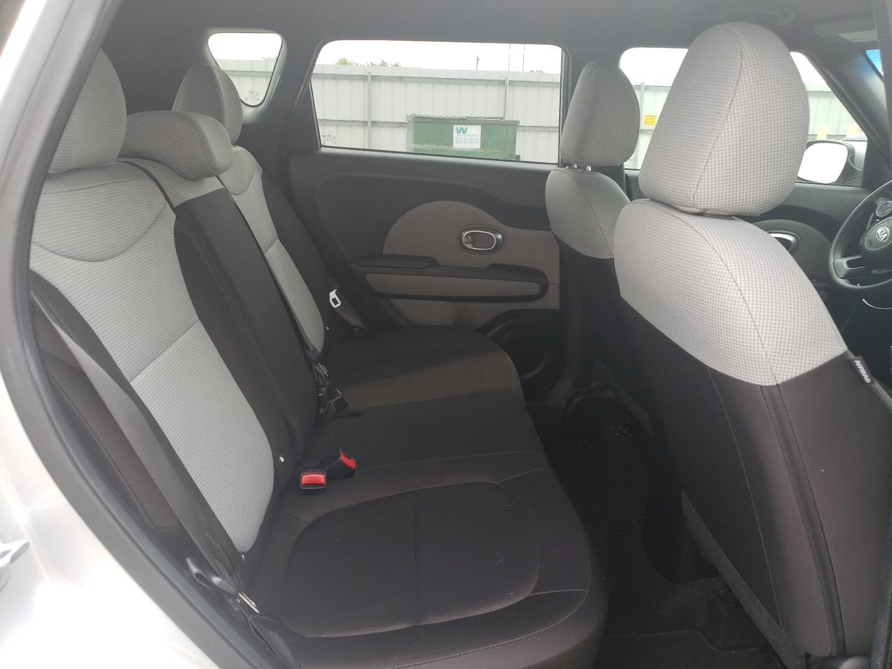 KNDJN2A23G7852250 2016 Kia Soul