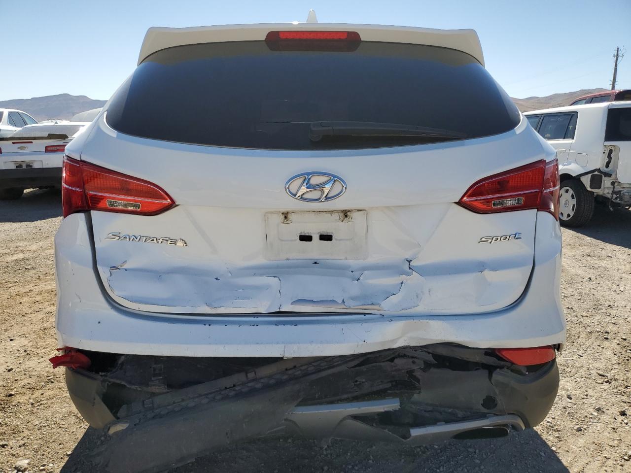 2016 Hyundai Santa Fe Sport vin: 5XYZT3LB0GG327533