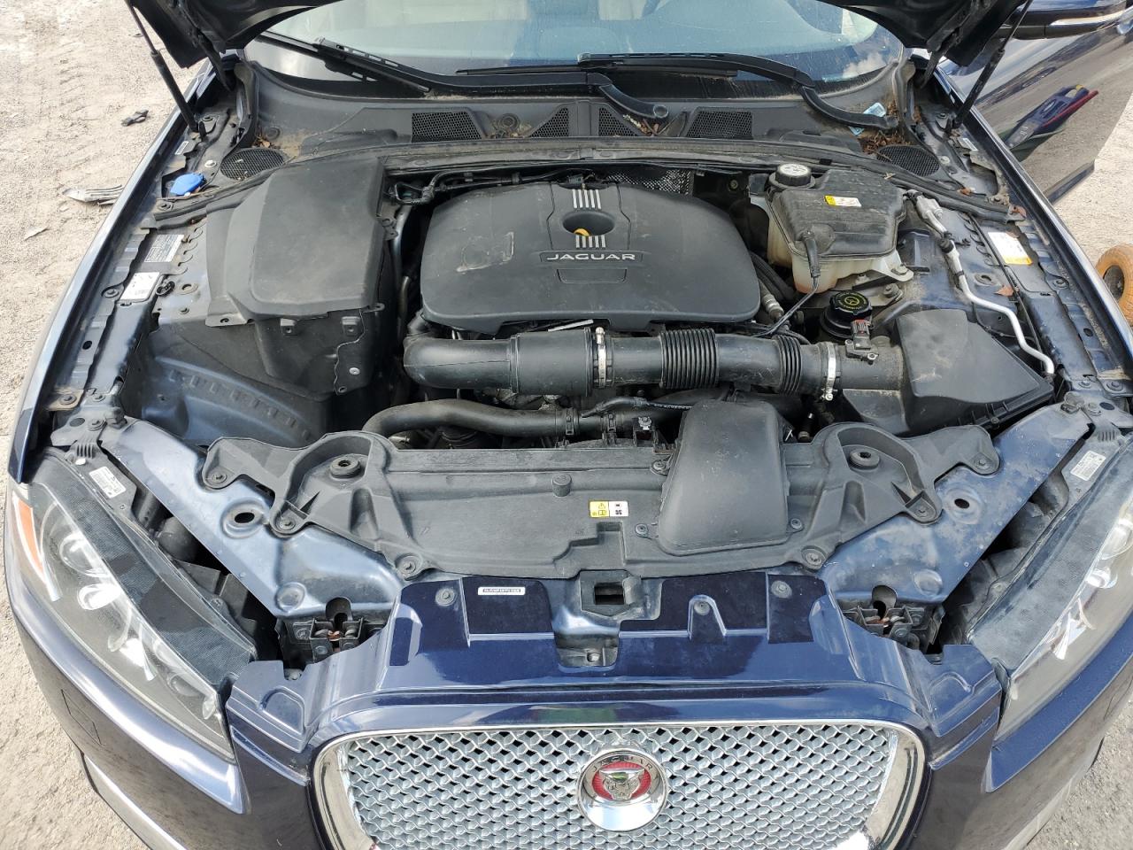 SAJWA0FS6FPU76805 2015 Jaguar Xf 2.0T Premium