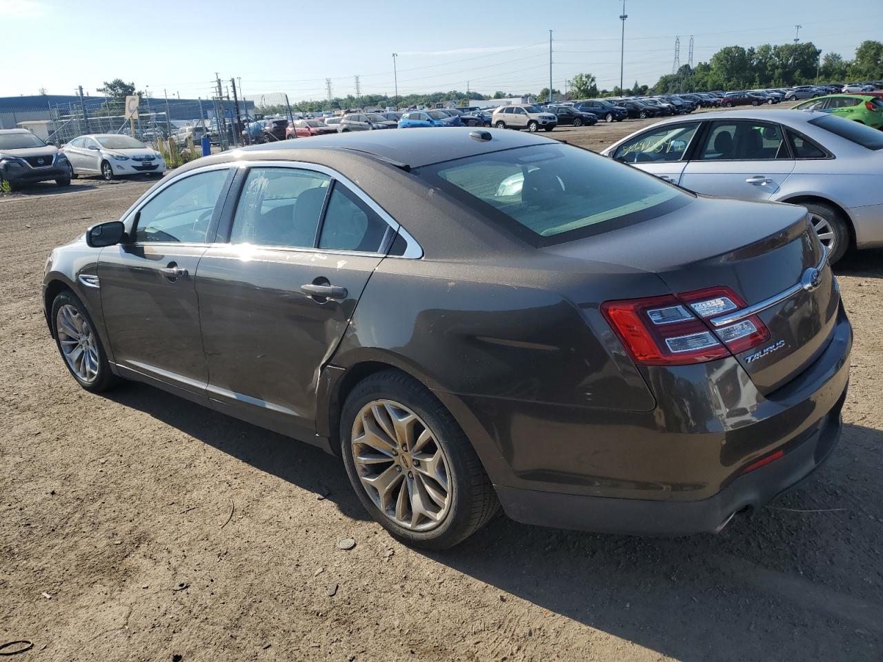 1FAHP2F87FG110816 2015 Ford Taurus Limited