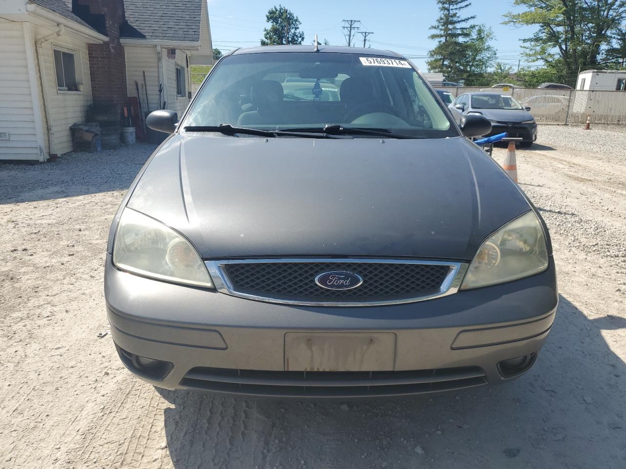 3FAFP37N85R108470 2005 Ford Focus Zx5