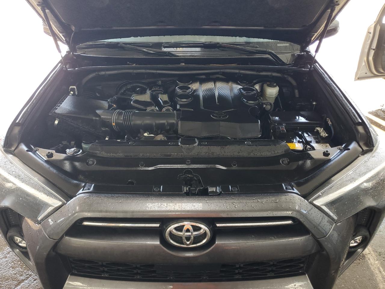 JTEEU5JR8N5267123 2022 Toyota 4Runner Sr5