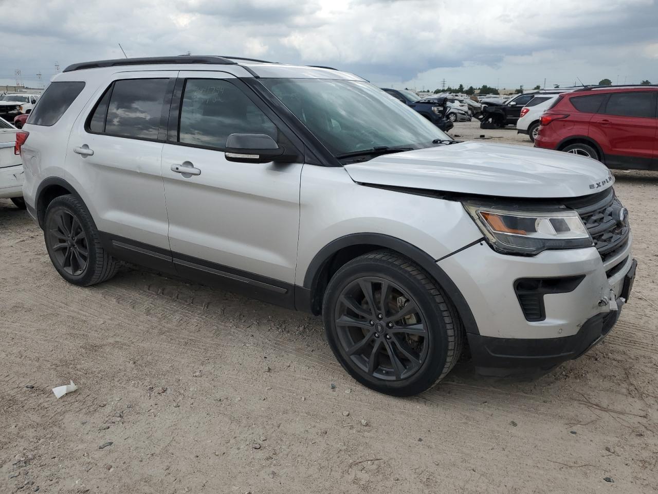 2018 Ford Explorer Xlt vin: 1FM5K7D85JGA54956