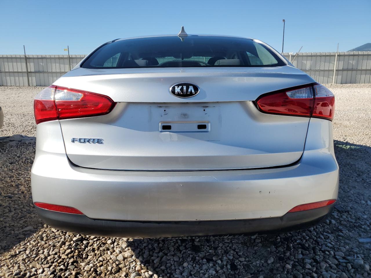 KNAFX4A66F5277003 2015 Kia Forte Lx