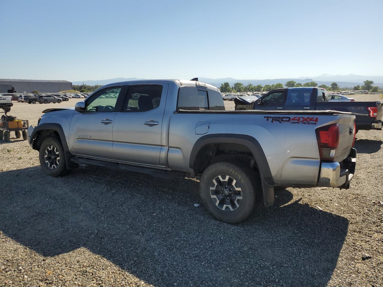 2018 Toyota Tacoma Double Cab vin: 3TMDZ5BN8JM036482