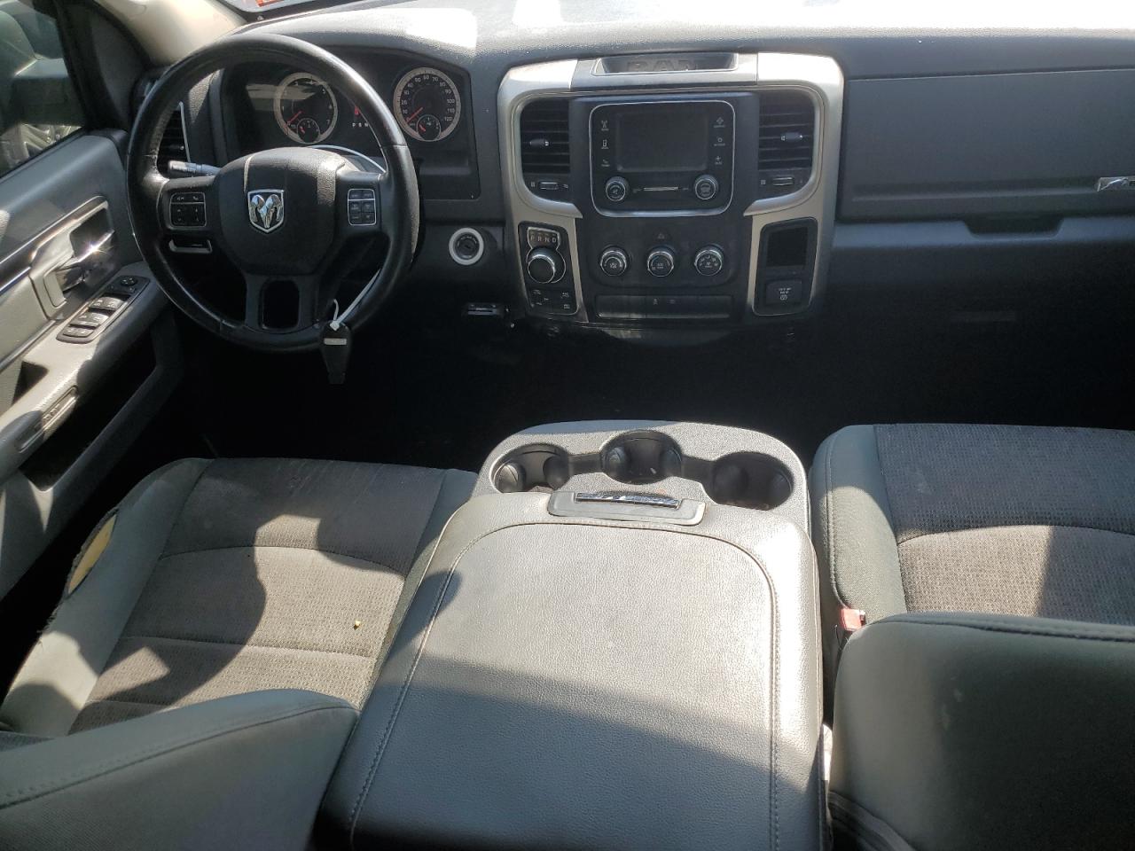 1C6RR7GT6GS216852 2016 Ram 1500 Slt