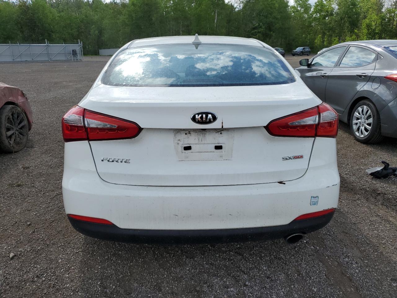 KNAFZ4A80F5262363 2015 Kia Forte Ex