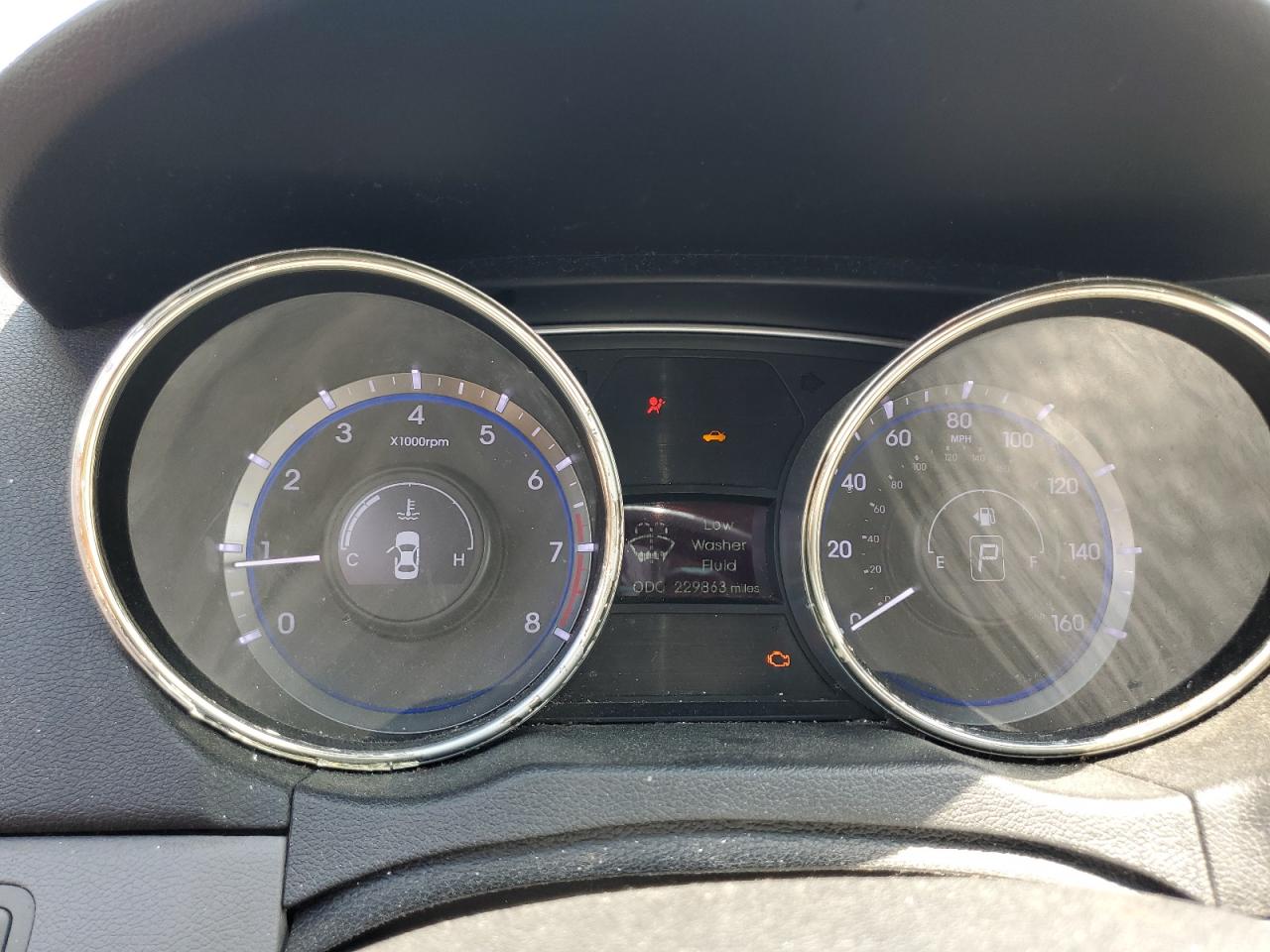 5NPEC4ACXBH055008 2011 Hyundai Sonata Se