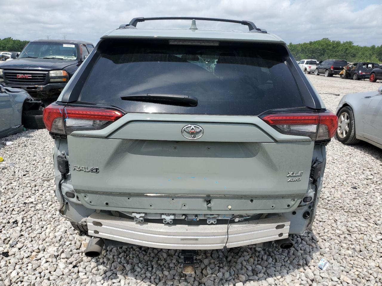 2T3A1RFV5MC146616 2021 Toyota Rav4 Xle Premium