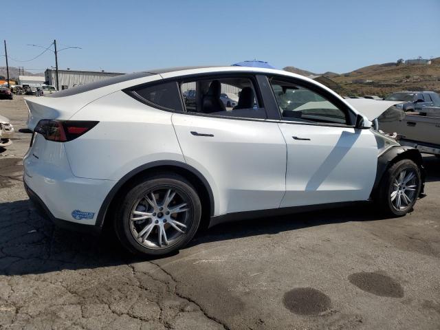 5YJYGDEE4LF047600 Tesla Model Y  3